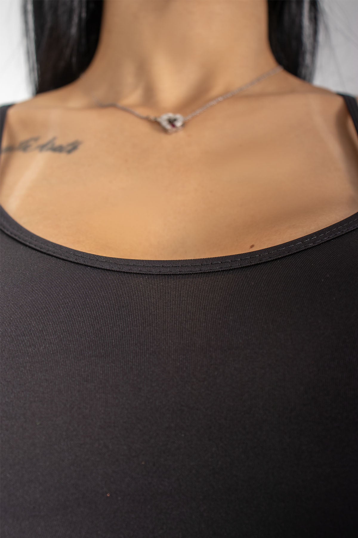 Body liso de tirantes