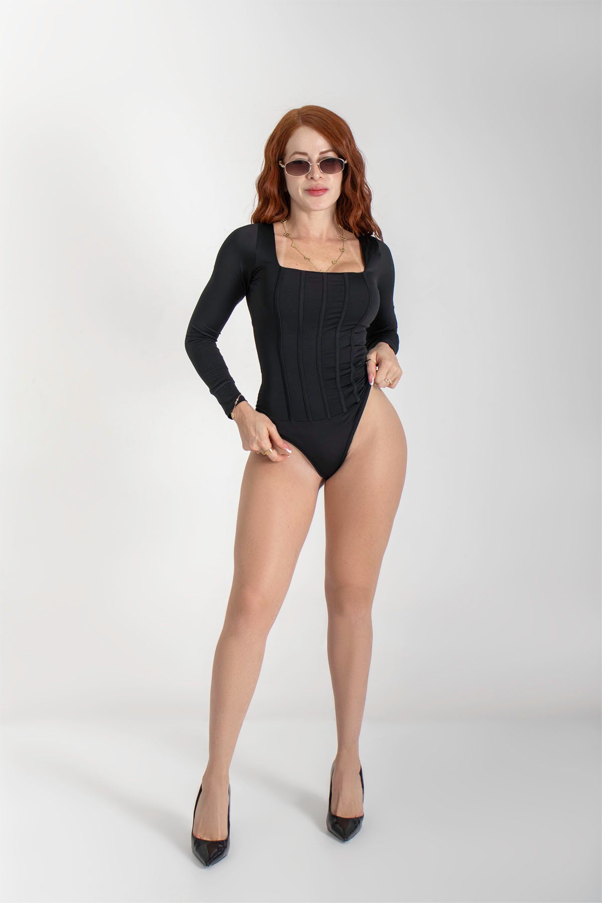 Body manga larga cuello rectangular