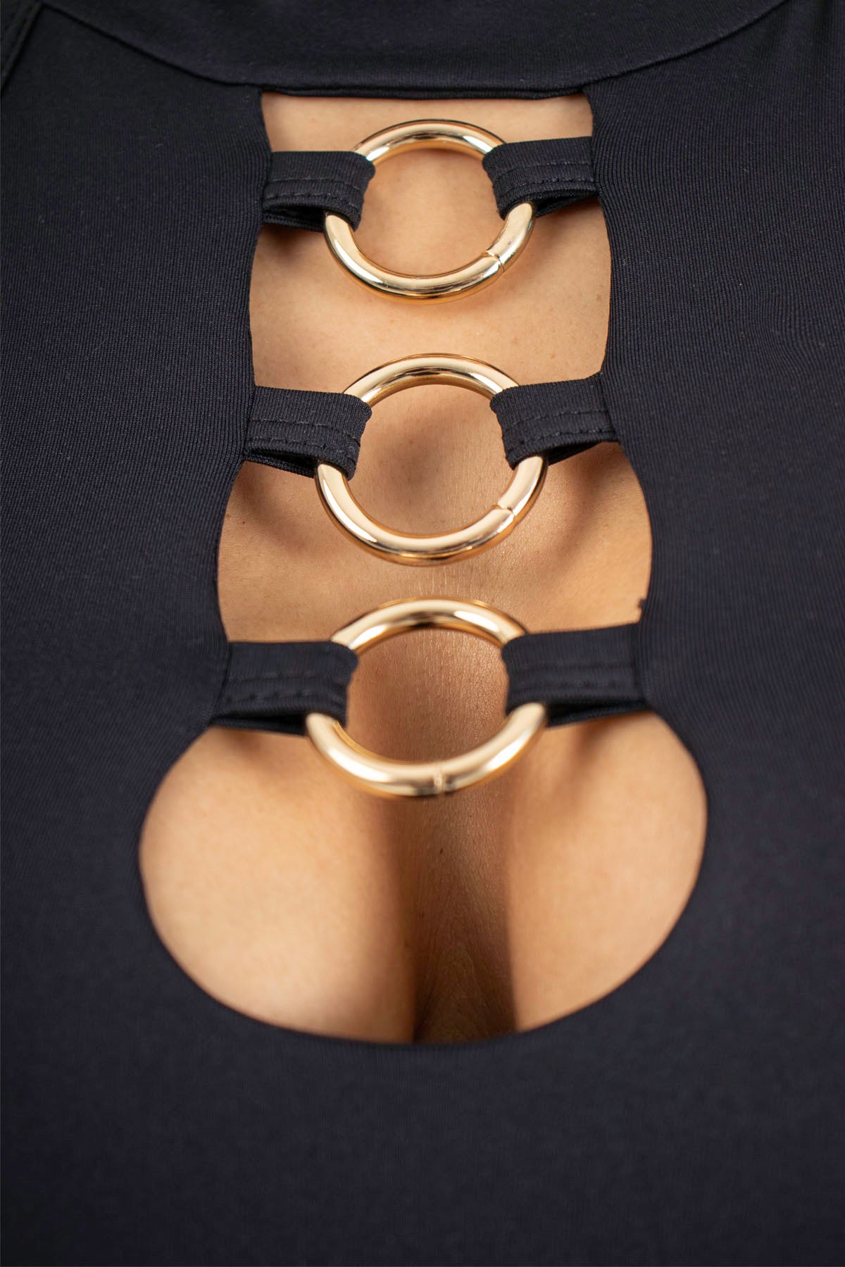 Body liso sin mangas cuello tortuga